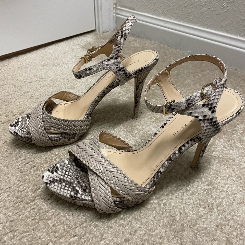 Charles & Keith heels - Picture 4 of 5